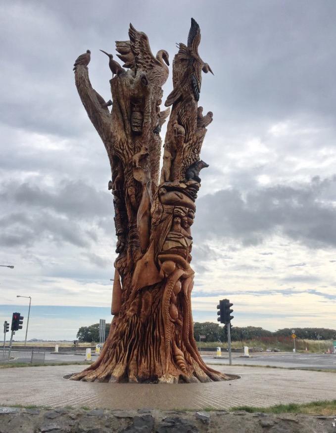 chainsaw carving